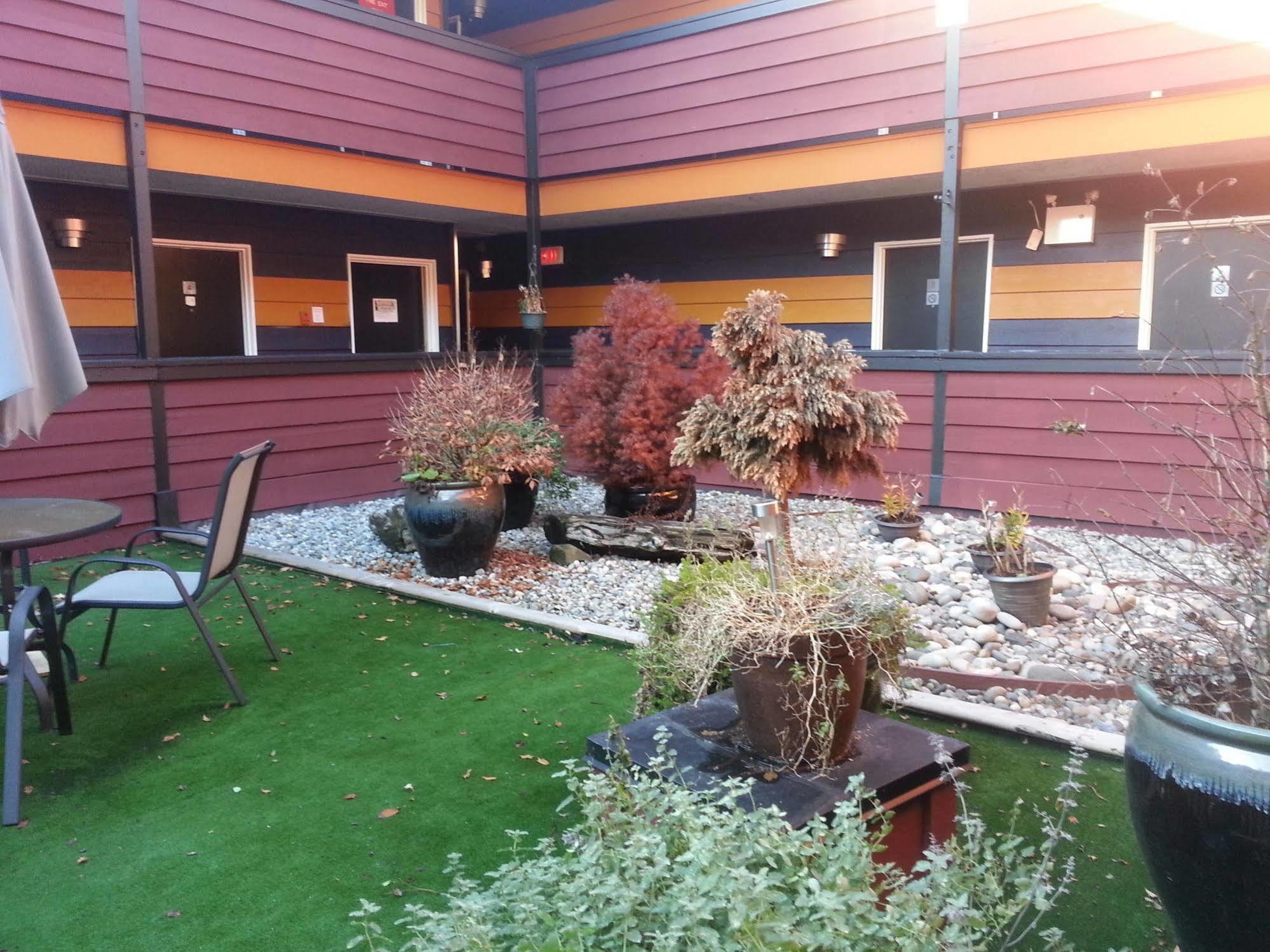 Coast Metro Vancouver Hotel Burnaby Dış mekan fotoğraf